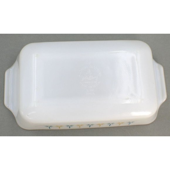 Loaf Pan Anchor Hocking Fire King #441 Candle Glow One Quart Milk Glass 1960's - Picture 5 of 6